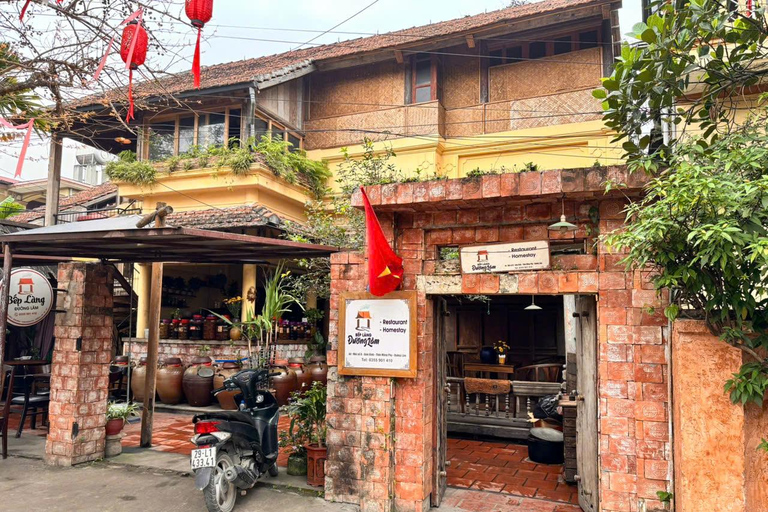 Hanoi: Duong Lam, Carpentry & Silk Village Or Incense & Hat Private: Incense Village & Hat Village & Silk Village