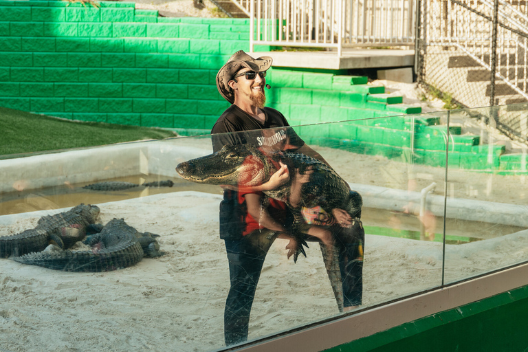 Från Miami: Everglades Airboat, djurlivsshow och busstransfer