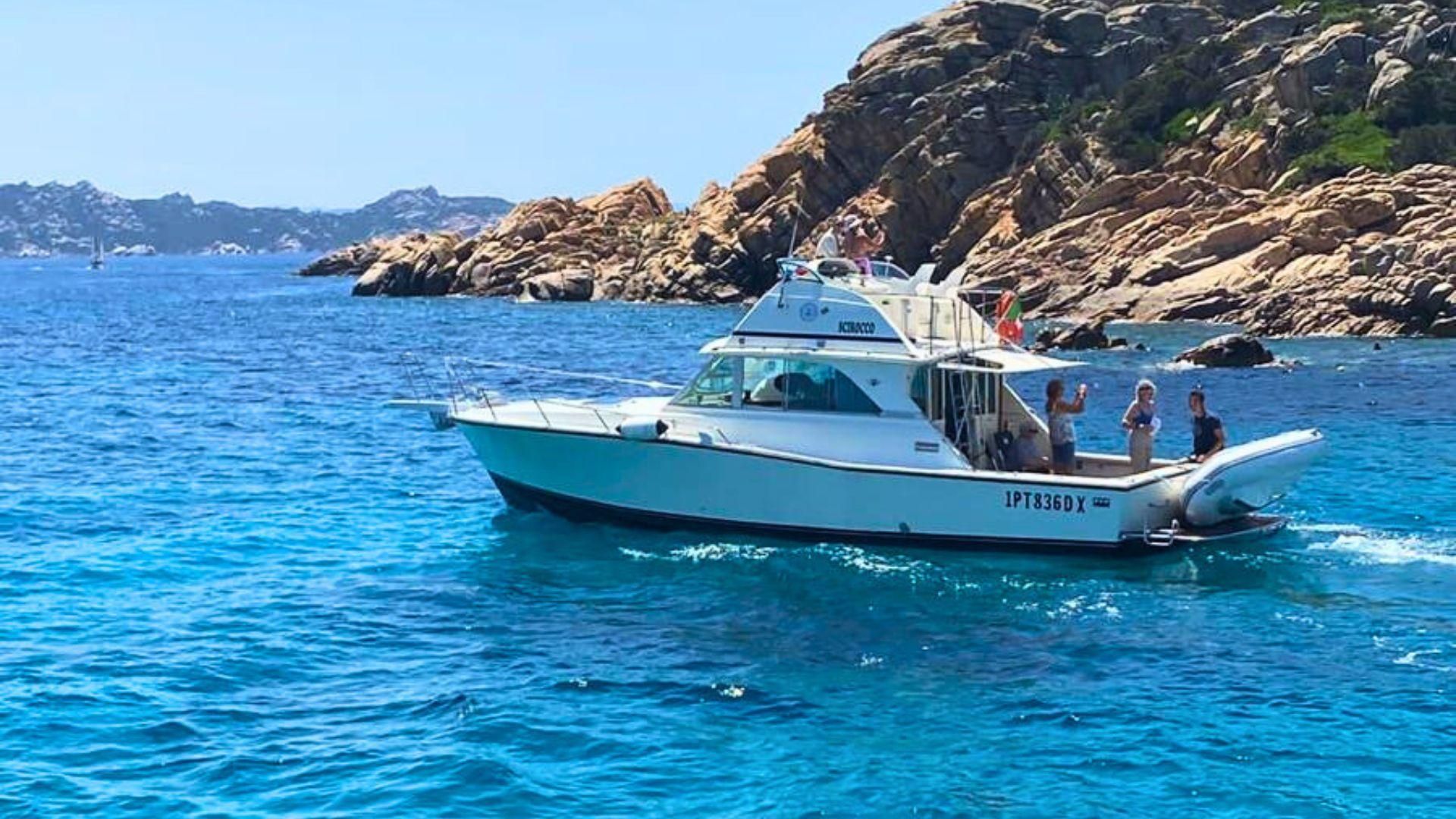 Santa Teresa: Schnellboottour durch den La Maddalena Archipel