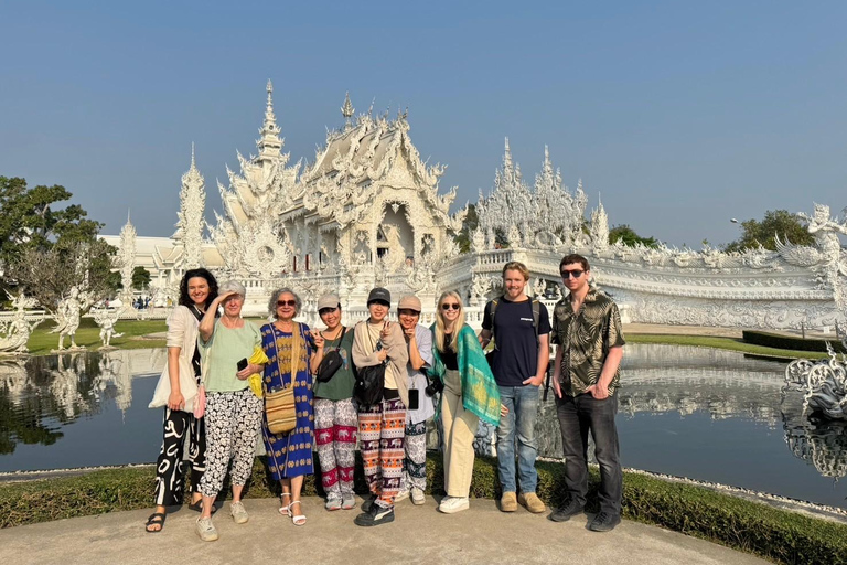 Chiang Rai:Guided Highlights Full-Day Tour-FREE LUNCH BUFFET Experience the Wonders of Chiang Rai with Free Thai Buffet