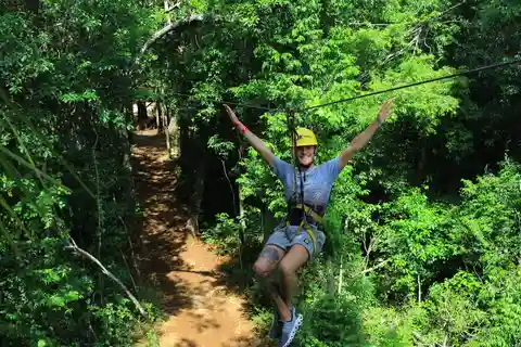 Atv single drive zipline e mergulho no cenote