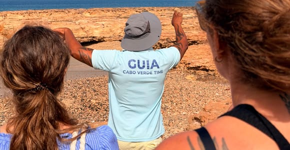 Sal Island: Guided tour with scenic lunch inside the volcano