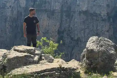Epirus: Zagori Rafting Tour with viewpoints,lunch and photos