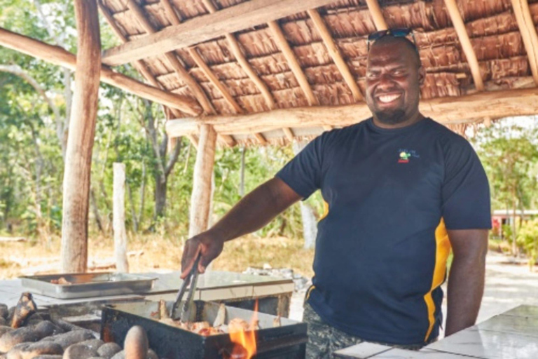 Port Vila: Lelepa Island Day Trip with Snorkeling & BBQ