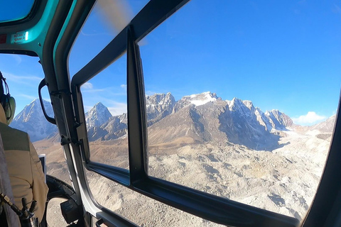 Kathmandu: Voo de helicóptero para o acampamento base do EverestExcursão de helicóptero ao acampamento base do Everest com voo de aterrissagem