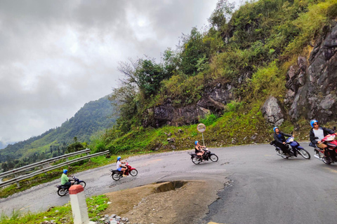 Desde Hanoi: Circuito de 3 días por Ha Giang - Grupo reducido