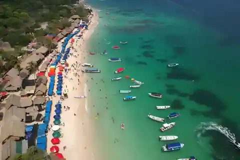 Cartagena: Excursão de um dia ao Aviário e à Playa Blanca, Barú de autocarro!