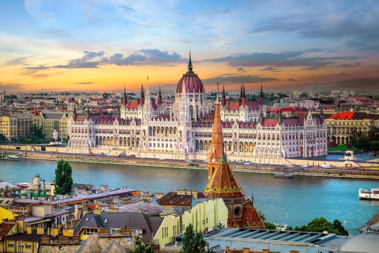 Budapest: Un día de viaje en coche desde VienaBudapest: Viaje en coche de un día