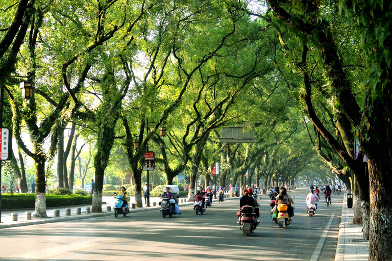 Guilin: City Walk WWII Spy HQ, Markets & Scenic Waterways