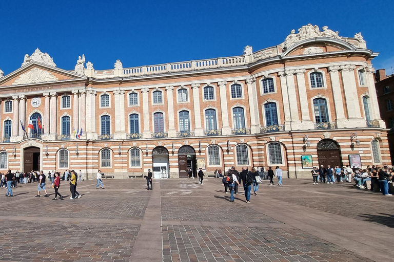 Toulouse: Tour of old Toulouse on a Brompton folding bike Toulouse: Tour of Old Toulouse on a Brompton folding bike