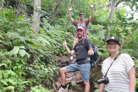 Isola di Tanna: escursione al vulcano Yasur e alle sorgenti termali