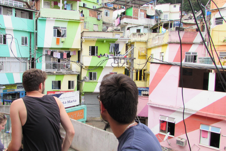 Rio de Janeiro: Santa Marta Favela Tour with BBQ & Samba