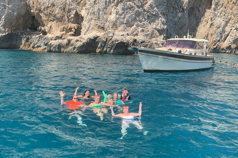 Van Sorrento: Capri Island Fishing Tour met lunch