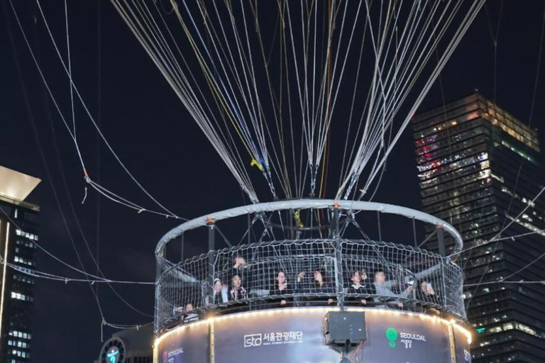 Seoul: Private Night Balloon Experience with Hongdae night Seoul Nightlife: Yeouido Balloon, Han River, Hongdae/Itaewon