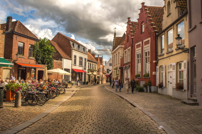 Bruselas: Brujas Excursión de un día en privado con un lugareño