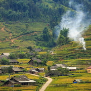 From Ha Noi: 2 Day Sapa Trekking, Ta Van Bungalow & Villages