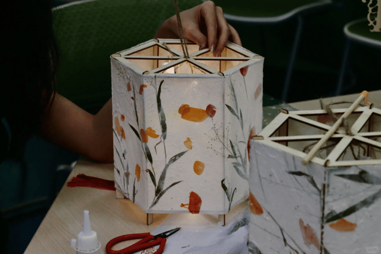 Guangzhou: Create Your Own Chinese Lantern (Light-Up Craft)