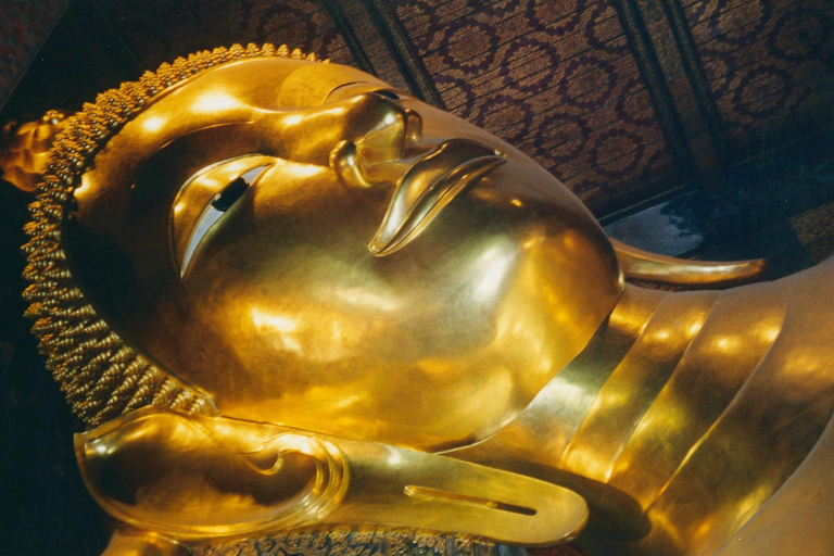 Bangkok: Grand Palace, Wat Pho, Wat Arun Sacred & Local Tour Tha Maharaj