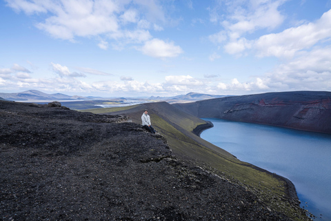 3-Day Highlands: Landmannalaugar, Emerald Ridge & Háifoss