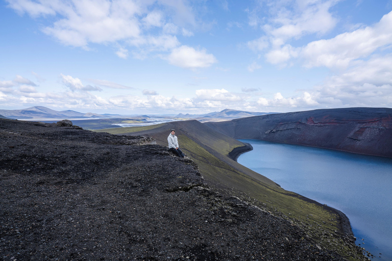3-Day Highlands: Landmannalaugar, Emerald Ridge & Háifoss