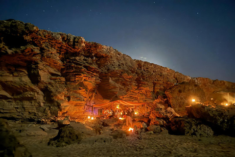 索维拉沙板运动与柏柏尔帐篷日落野餐埃萨维拉沙板运动与柏柏尔帐篷日落野餐