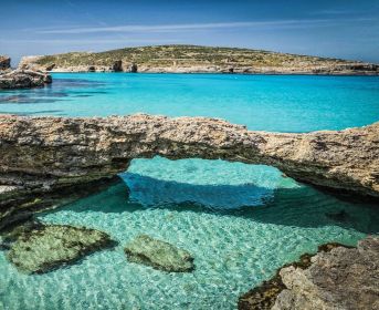 Malta: Halvdagskryssning-St.Maria,Blå & Kristall Laguner+Grottor