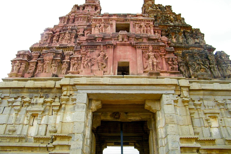 Hampi: Private guided tour over 2 days from Bangalore Hampi: 2 days private guided tour in car from Bangalore