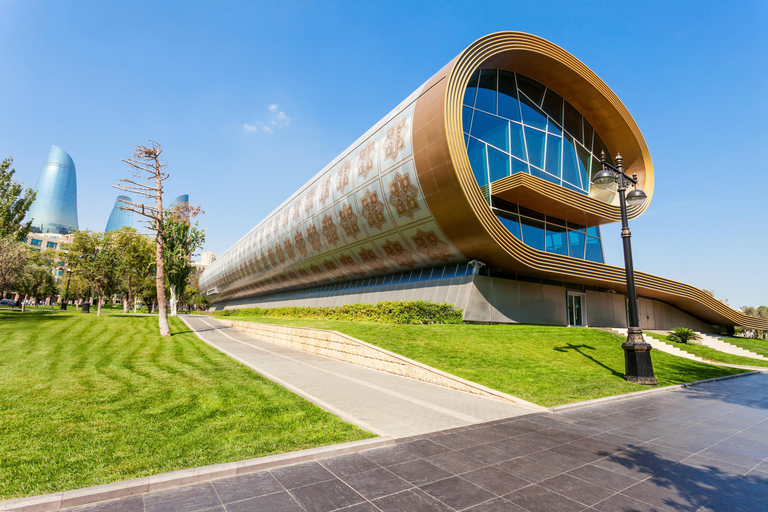 Visita a cidade de Baku: Onde a história se encontra com a modernidade