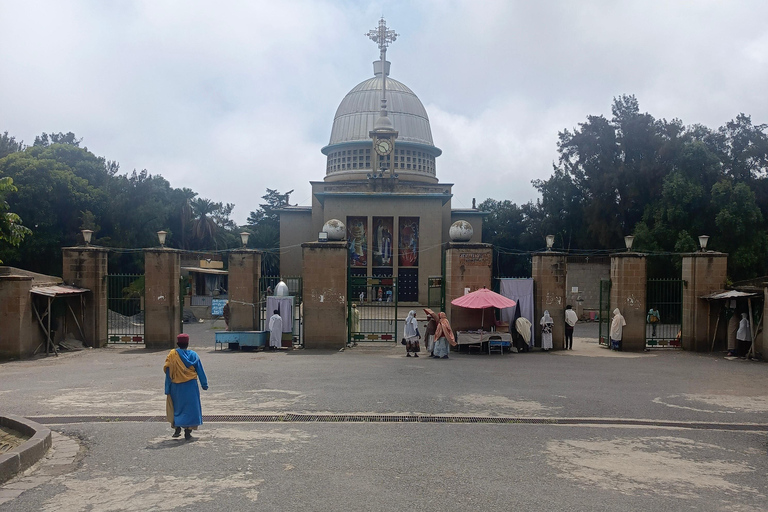 Addis Abeba: Día del Monasterio de Debre Libanos y el Río Jemma ...