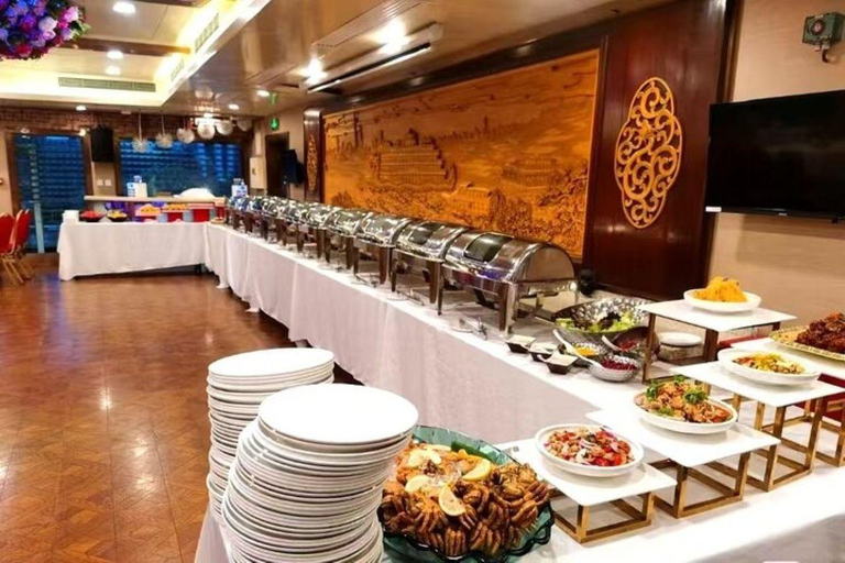 Shanghai Huangpu River Evening Cruise Ticket with Dinner