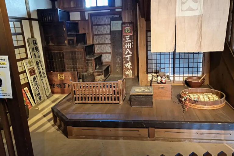 Okazaki: tour del castillo, los samuráis y la degustación de Hatcho MisoOkazaki: tour para degustar el castillo, los samuráis y el miso Hatcho