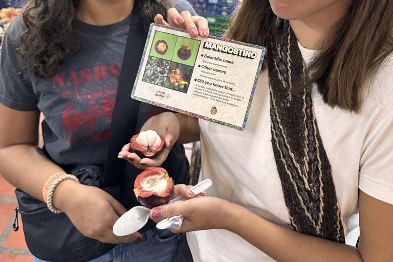Medellín: Exotic Fruit Tour: Taste What You’ve Never Tried