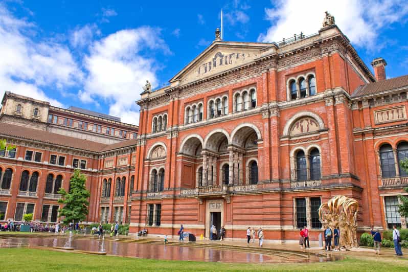Victoria and Albert Museum, South London Guided Walking Tour
