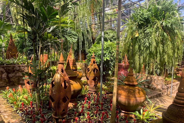 Private Nong Nooch Garden Tour: Lunch, shows & Dinosaurs