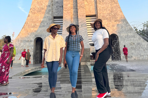 Accra: City Highlights, Culture, History Tour with Transfers