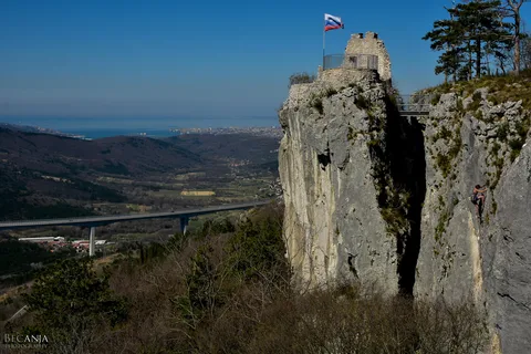Osp: Climbing session with a Guide in Slovenian Istria