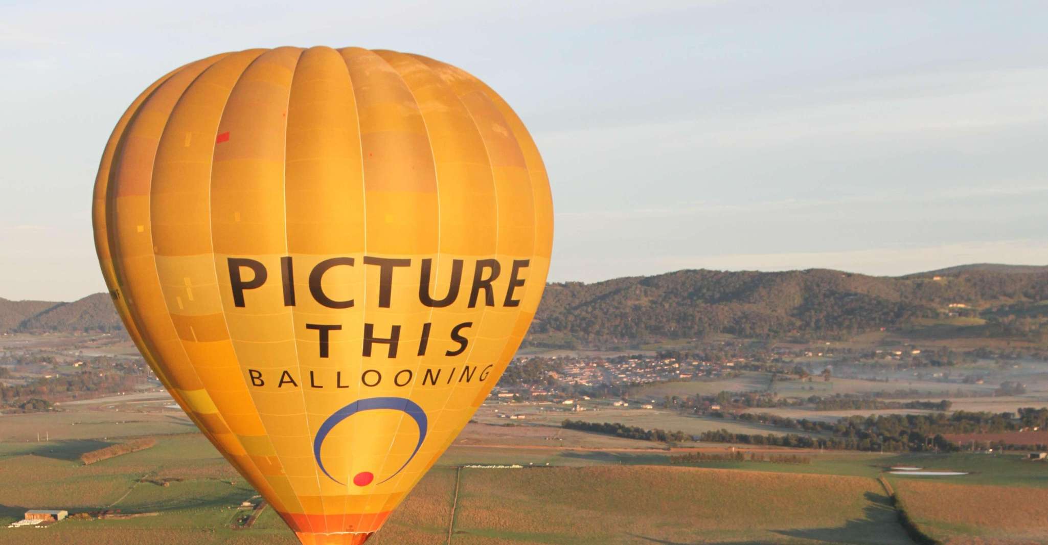 Yarra Valley, Hot Air Balloon Experience with Breakfast - Housity