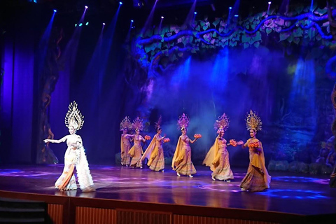 Pattaya: Alcazar Cabaret Show VIP Sitzplatz mit privatem TransferPattaya: Alcazar Cabaret Show mit privatem Hoteltransfer