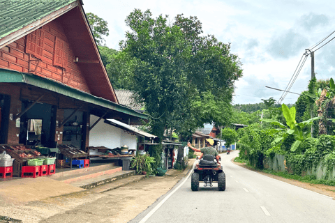 Przygoda w Chiang Mai na quadach | Tajemniczy wodospad i spływ bambusową tratwą2 MIEJSCA – 1 godzina jazdy quadem | Tajemniczy wodospad, spływ bambusową tratwą i lunch