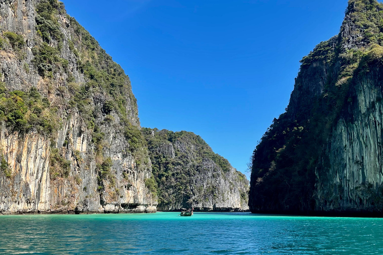 Koh Phi Phi: Longtailbåt till Maya Bay och Pileh LagoonFrån Phi Phi : 5 öar Longtail båttur med snorkling