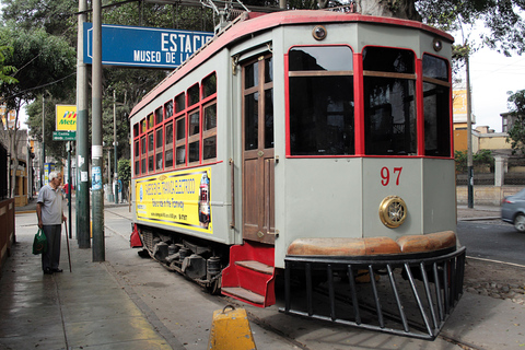 Full Day in Lima, cultural, gastronomic tour with sea landscapes Explore Lima: sea, culture and Peruvian gastronomy, an all-inclusive tour