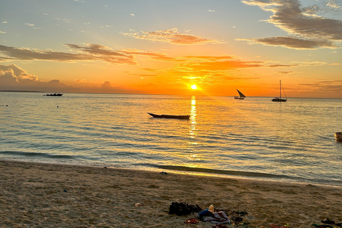 Zanzibar : Sunset Dhow Cruise in Nungwi & Kendwa