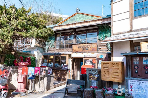 From Busan: Private Pohang Day Trip with Hotel Pickup From Busan: Private Pohang Day Trip (Driver Only)