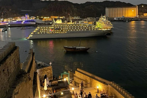 Luxury Private Muscat Tour with Local Omani Guide ⭐ Ford Mustang GT