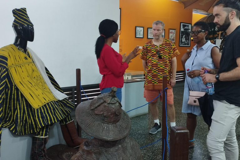 Ghana: 10-Day Guided Tour with Safari, Waterfall, and … Private Guided Tour in English