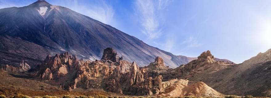 Randonnée guidée à travers les Roques de Garcia - Parc national du Teide