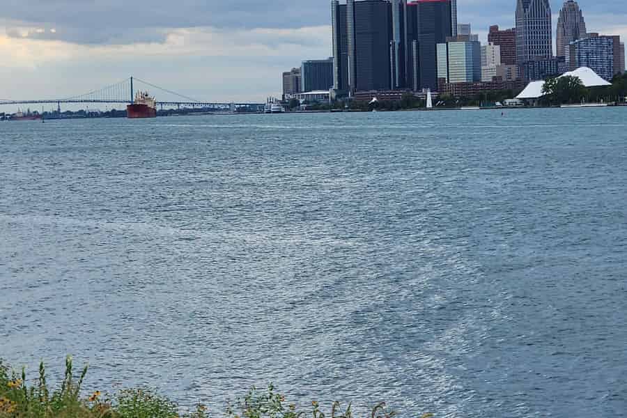 Detroit: Geführte Tour im Stadtzentrum und auf Belle Isle im SUV. Foto: GetYourGuide