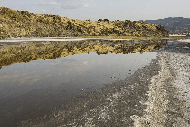 Arusha: Lake Natron 3-Day Tour with Maasai Village Visit