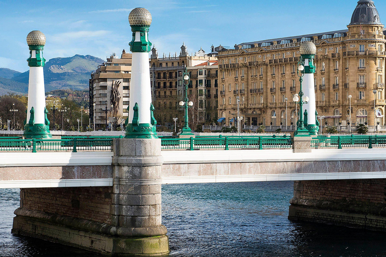 San Sebastian private walking tour