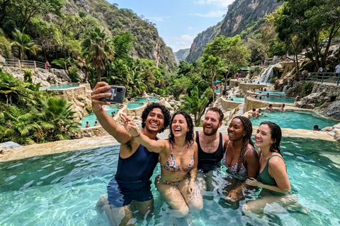 From Mexico City: Day Trip to the Tolantongo Caves From CDMX: Day Trip to the Tolantongo Caves